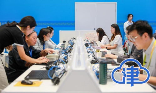 津云探訪2025年上合組織峰會新聞中心 貼心服務與科技賦能融合，非遺體驗與信息技術咨詢并重